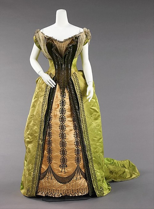 green victorian dress
